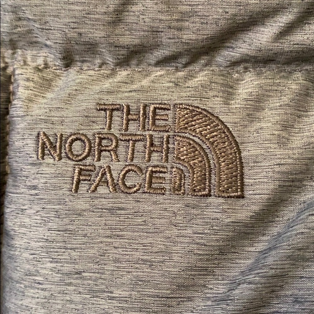 The north face women’s 550 long jacket - Picture 5 of 6